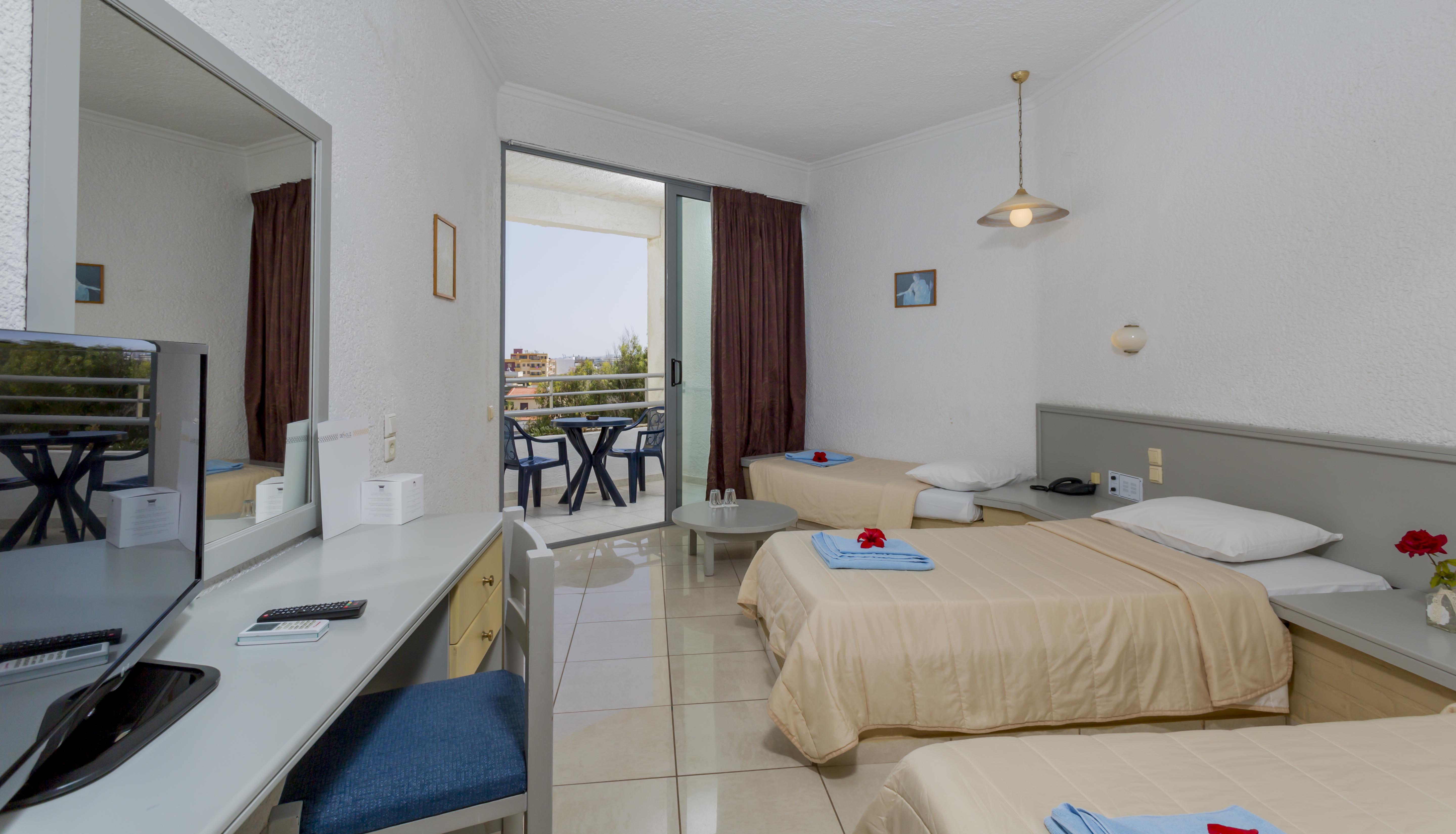 Dessole Dolphin Bay Hotel Amoudara  Exterior photo